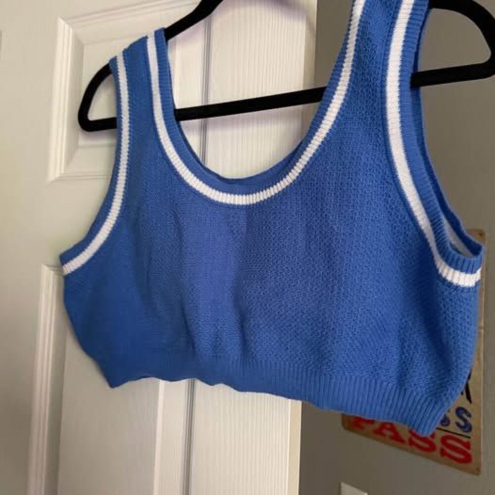 Women's Knit Crop Tank - Size XL, Lake Blue